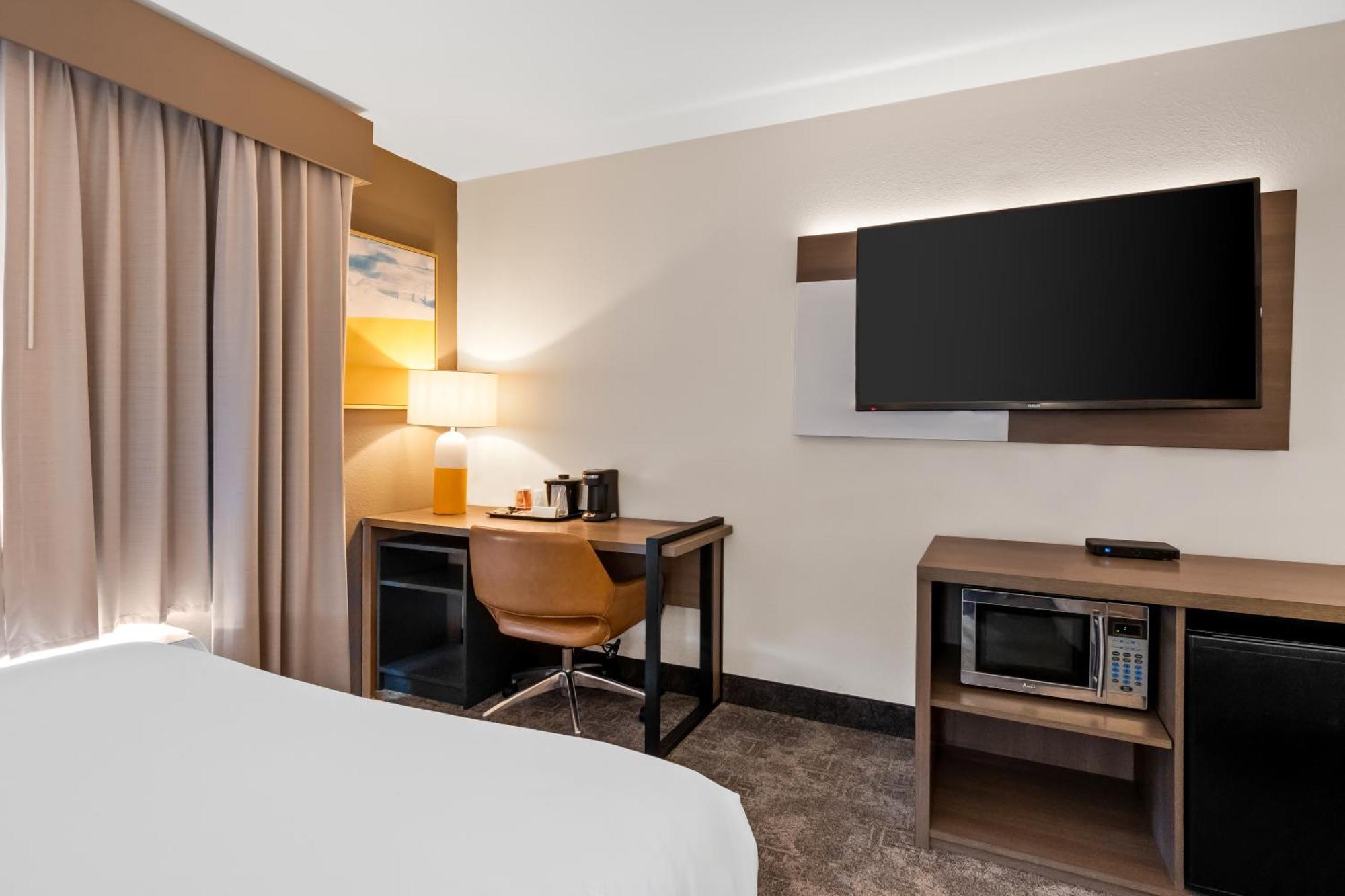 Comfort Inn & Suites Элк-Сити Экстерьер фото
