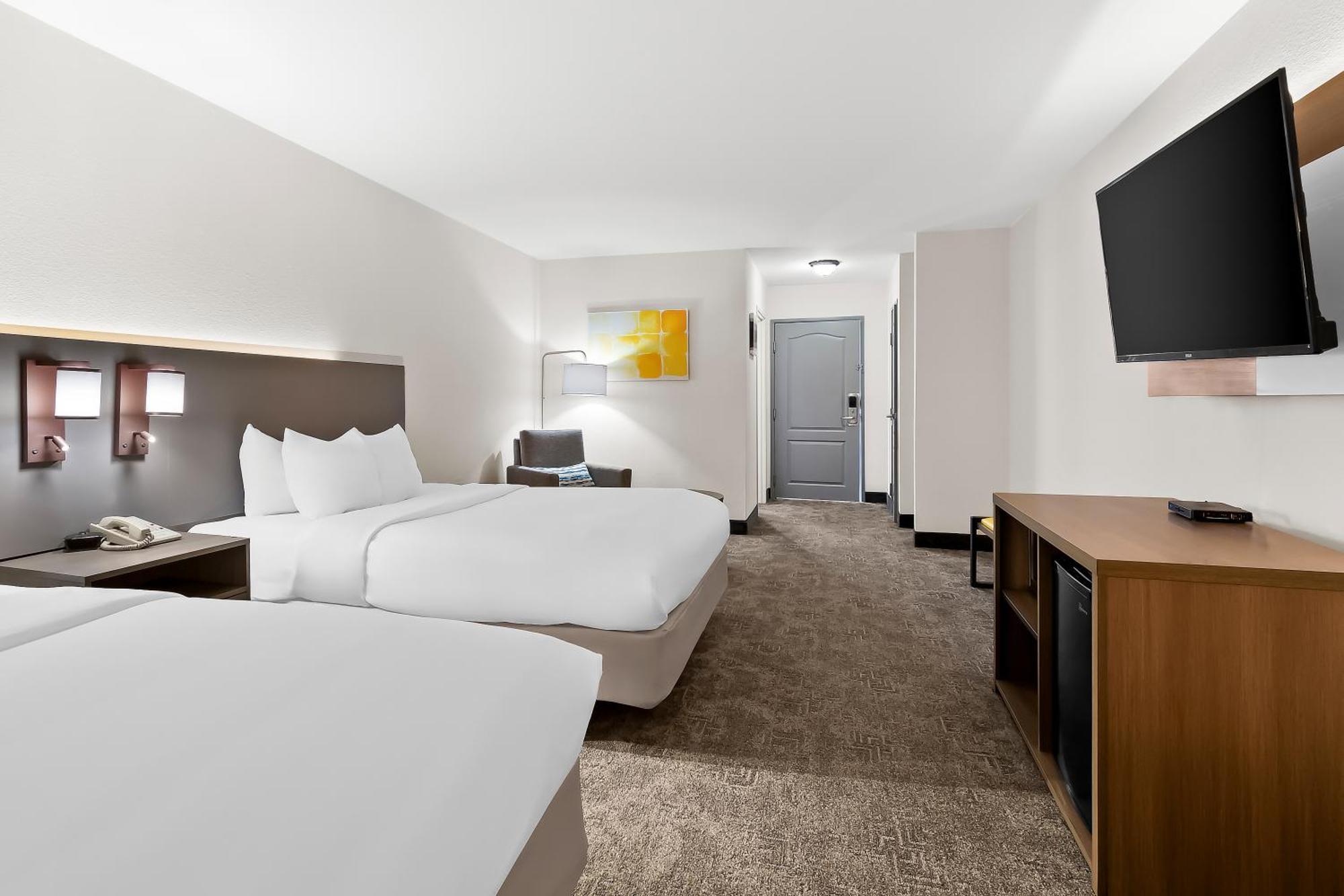 Comfort Inn & Suites Элк-Сити Экстерьер фото