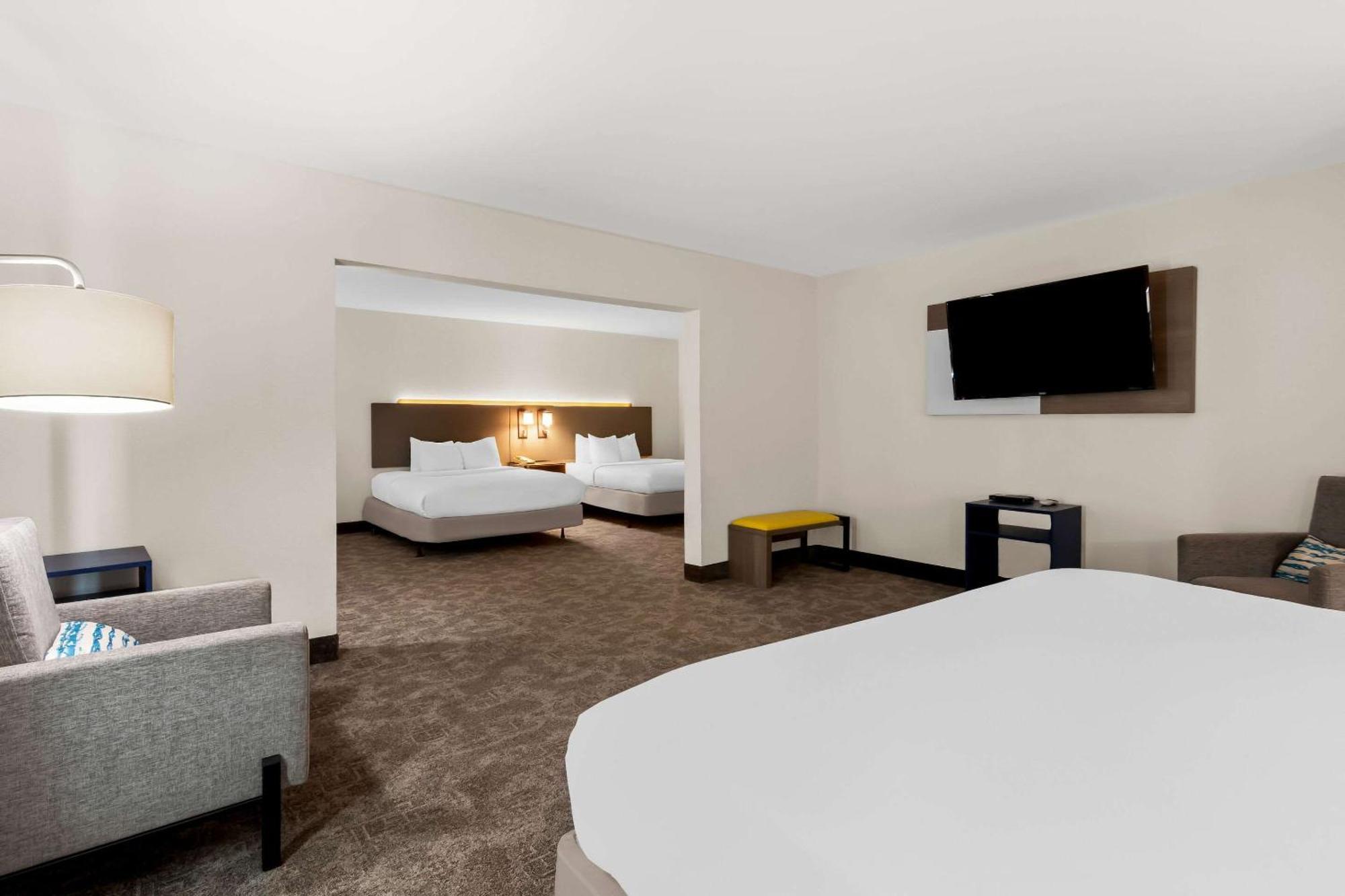 Comfort Inn & Suites Элк-Сити Экстерьер фото