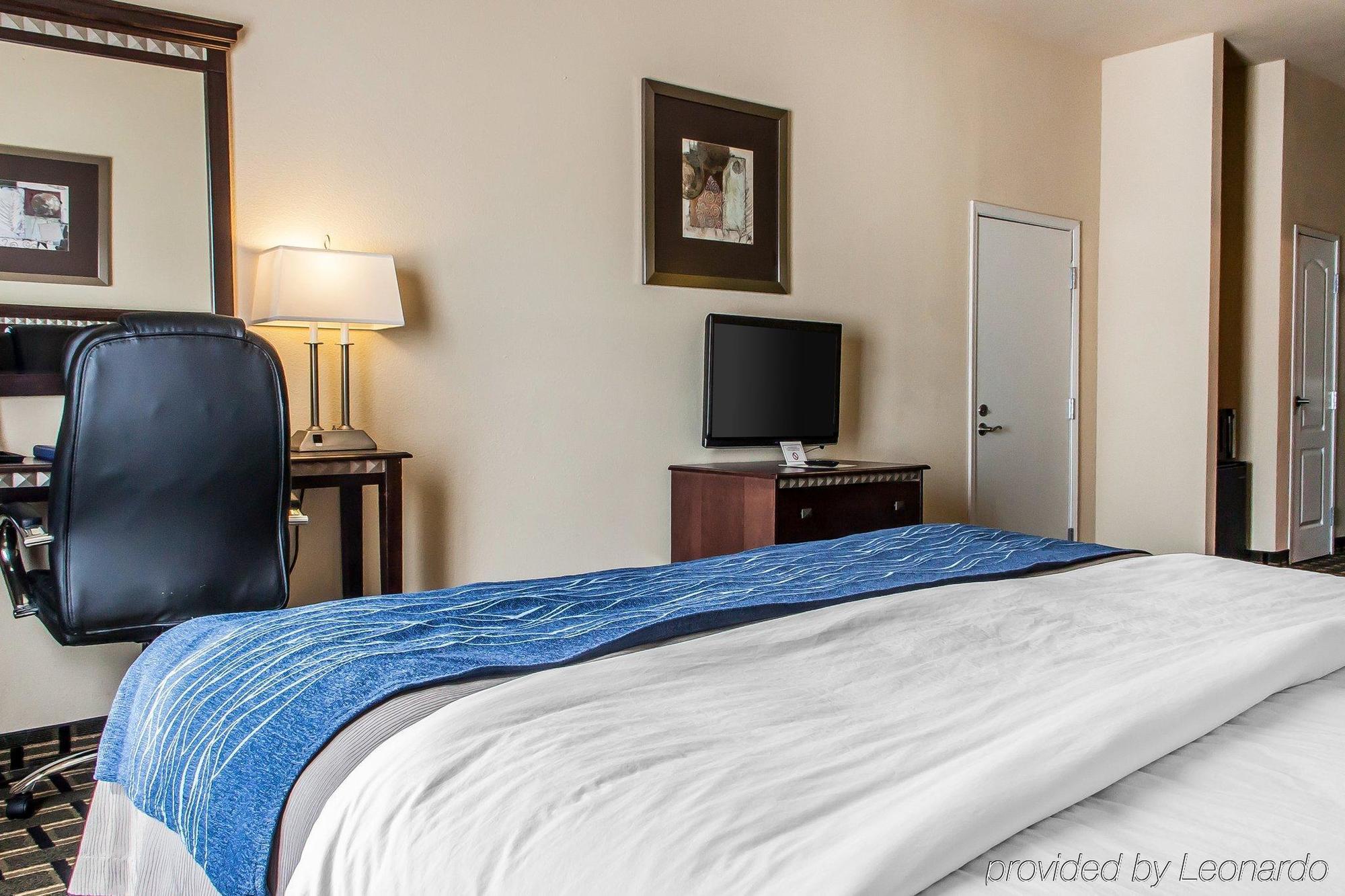 Comfort Inn & Suites Элк-Сити Экстерьер фото